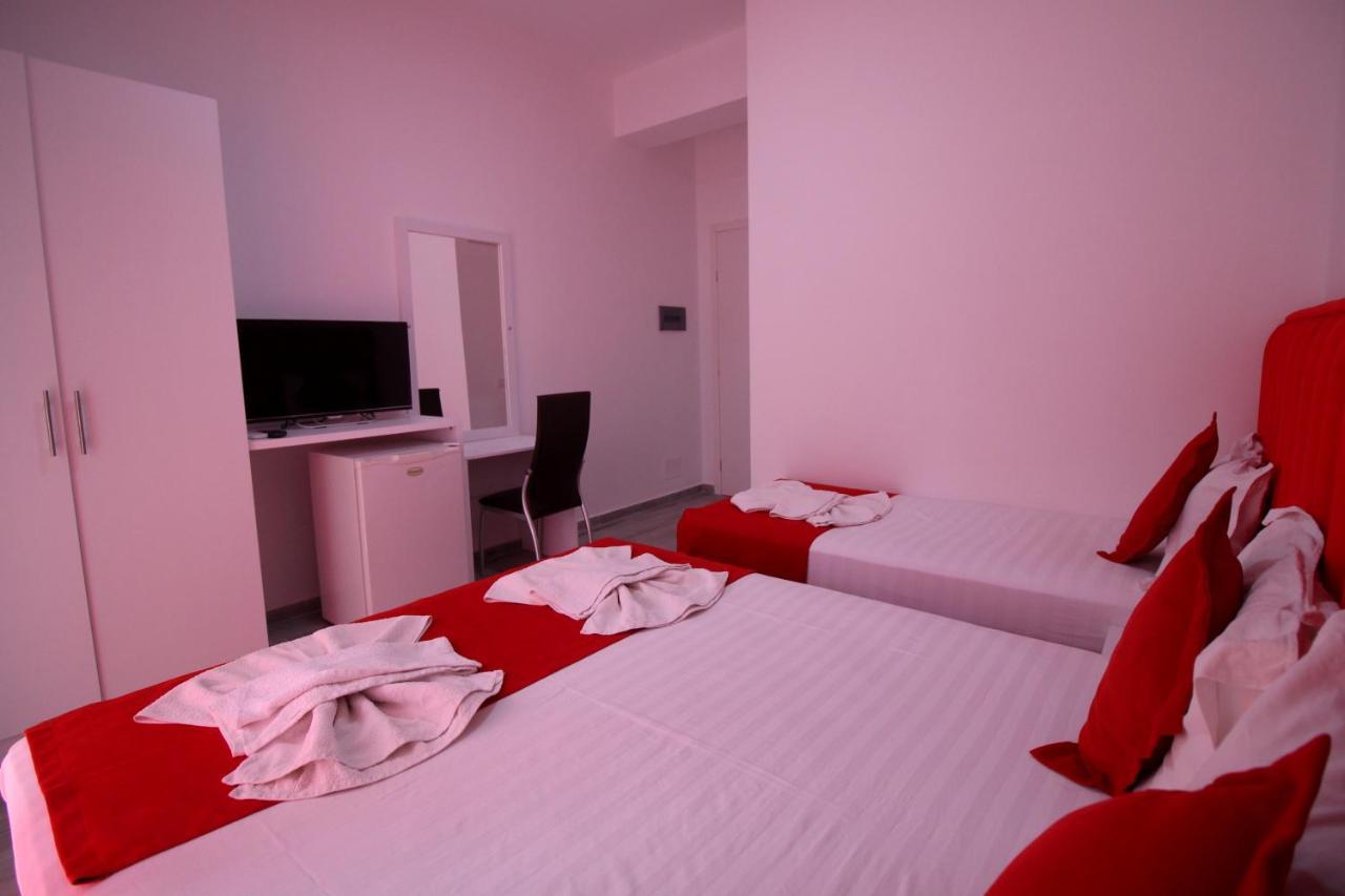 Hotel Vila Kapllani Sarande Luaran gambar