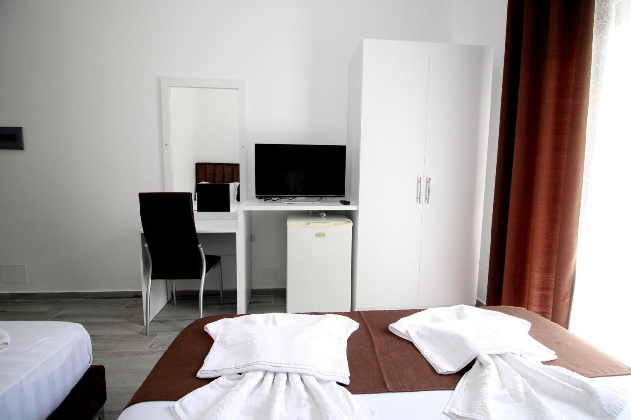 Hotel Vila Kapllani Sarande Luaran gambar
