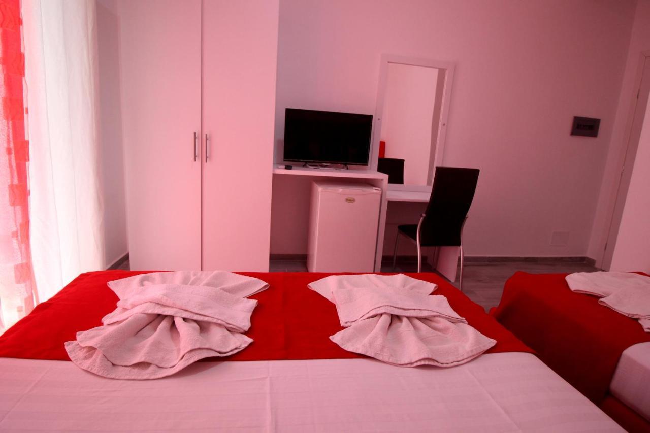 Hotel Vila Kapllani Sarande Luaran gambar
