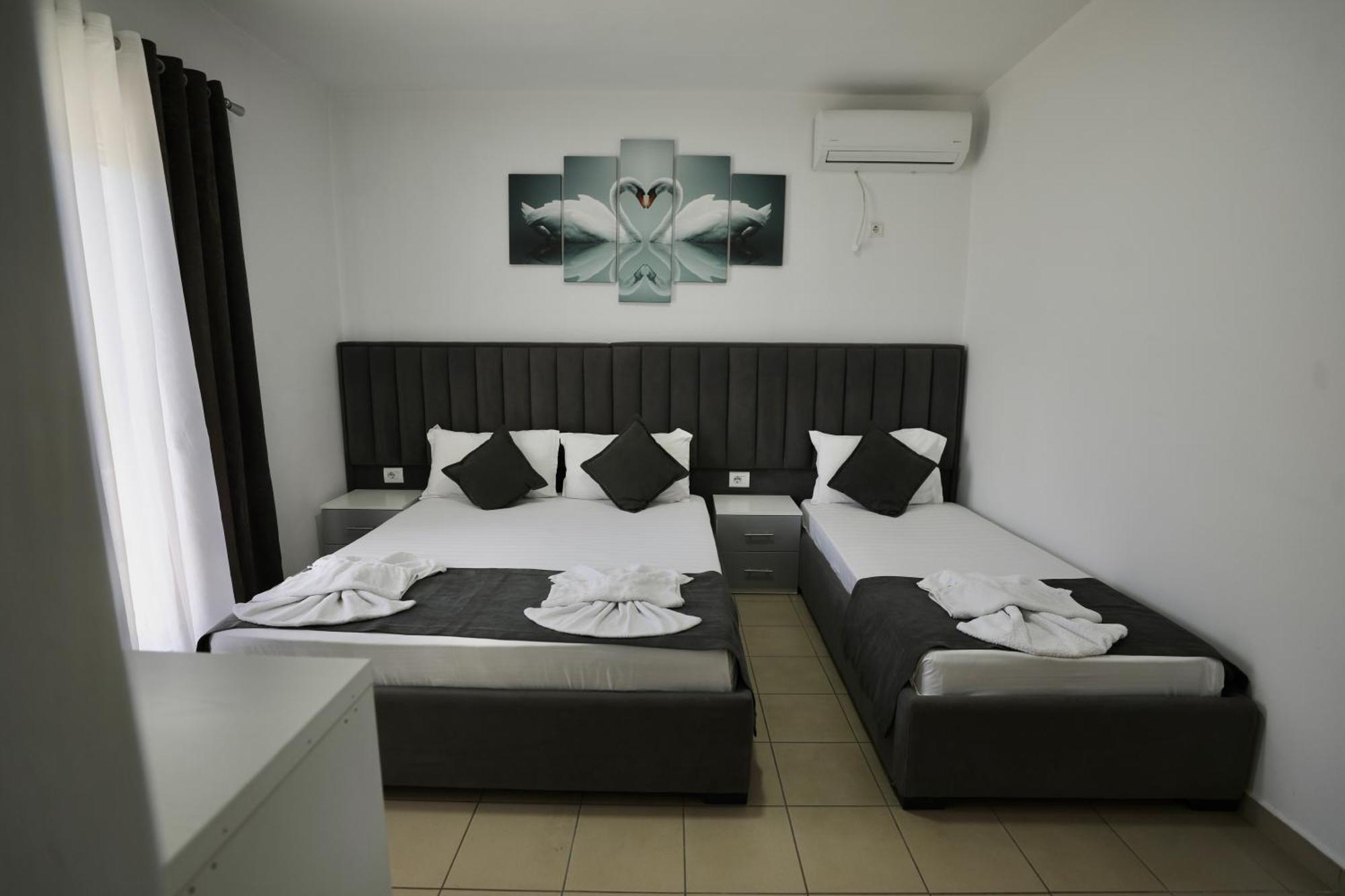 Hotel Vila Kapllani Sarande Luaran gambar